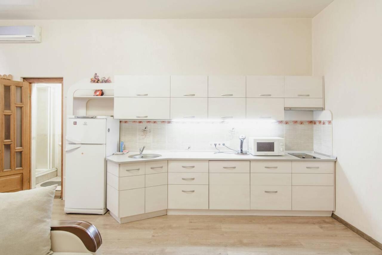 Deribas Apartments Odessa Extérieur photo